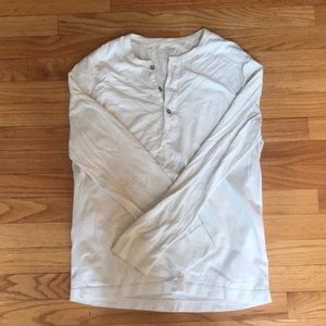 J  Crew men’s medium long sleeved Henley